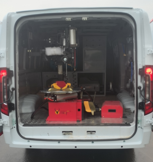 東風(fēng)牌DFA5026XJXVLBEVB1純電動檢修車公告圖片