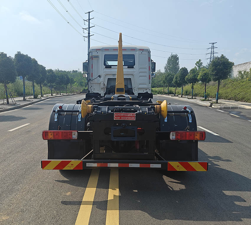 斯太隆牌HZH5187ZXXZBEVLH純電動(dòng)車廂可卸式垃圾車公告圖片