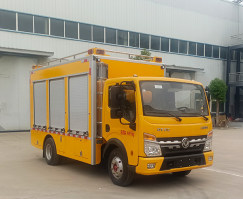 大流量排水抢险车