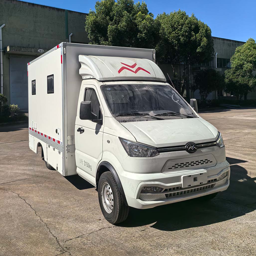 派耐特牌ZSC5030XSHBEV純電動(dòng)售貨車(chē)