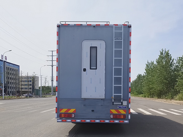 佳運(yùn)牌AJY5187TSYZ宿營(yíng)車公告圖片