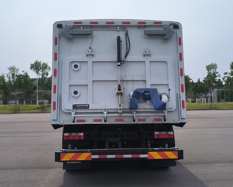 中植汽車牌CDL5183TXSDFBEV純電動洗掃車公告圖片