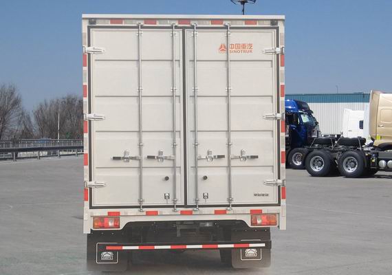 豪沃牌ZZ5107XXYG3315F1廂式運輸車公告圖片