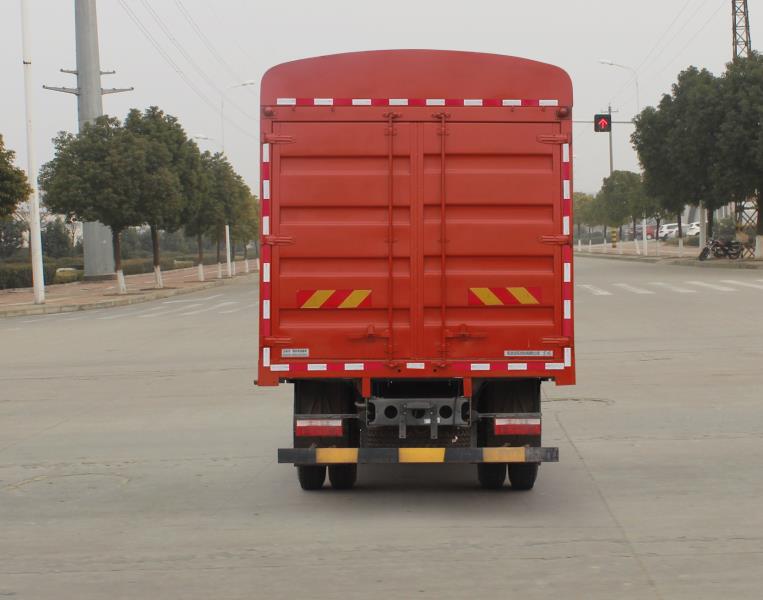 東風牌EQ5181CCYL9CDGAC倉柵式運輸車公告圖片