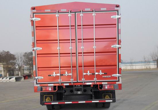 豪沃牌ZZ5117CCYH4515F1倉柵式運輸車公告圖片