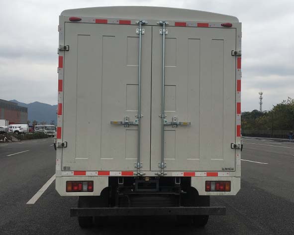 江鈴牌JX5045CCYTGA26倉柵式運輸車公告圖片