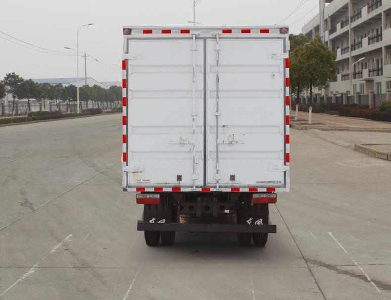 東風(fēng)牌EQ5110XXY8EDFAC廂式運(yùn)輸車公告圖片