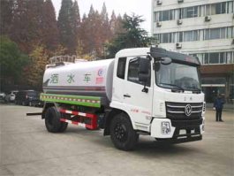 洒水车