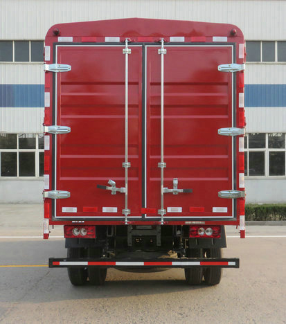 福田牌BJ5075CCYEJDA-AB1倉(cāng)柵式運(yùn)輸車公告圖片