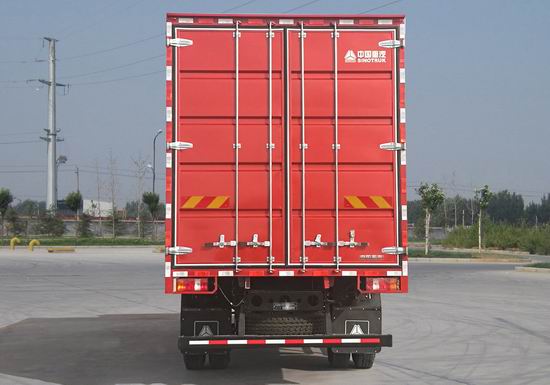 豪沃牌ZZ5147XXYH4515F1廂式運輸車公告圖片