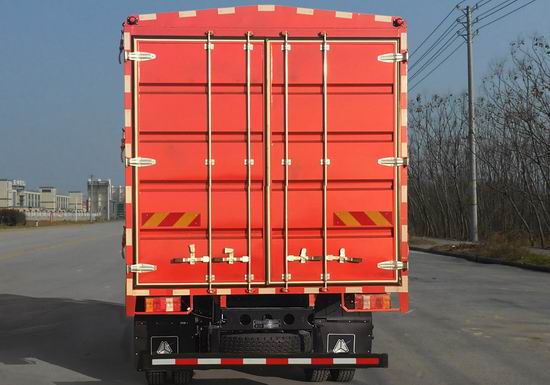 豪沃牌ZZ5167CCYH4515F1倉柵式運輸車公告圖片