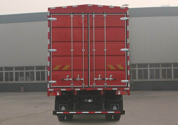 豪沃牌ZZ5167CCYK471DF1B倉(cāng)柵式運(yùn)輸車公告圖片