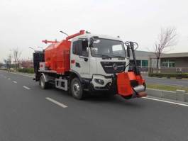 沥青路面热再生修补车