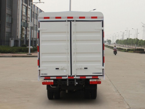 東風(fēng)牌EQ5020CCY16NCAC倉(cāng)柵式運(yùn)輸車(chē)公告圖片