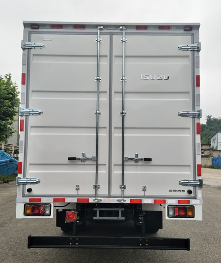 五十鈴牌QL5110XXYANPA廂式運輸車公告圖片