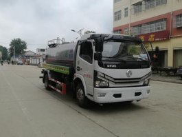 洒水车