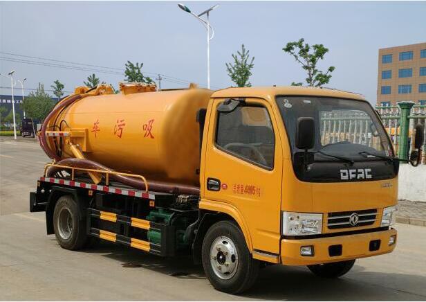 楚韻牌EZW5045GXWD6吸污車