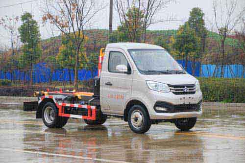 凱力風(fēng)牌KLF5030ZXXSC6車廂可卸式垃圾車公告圖片