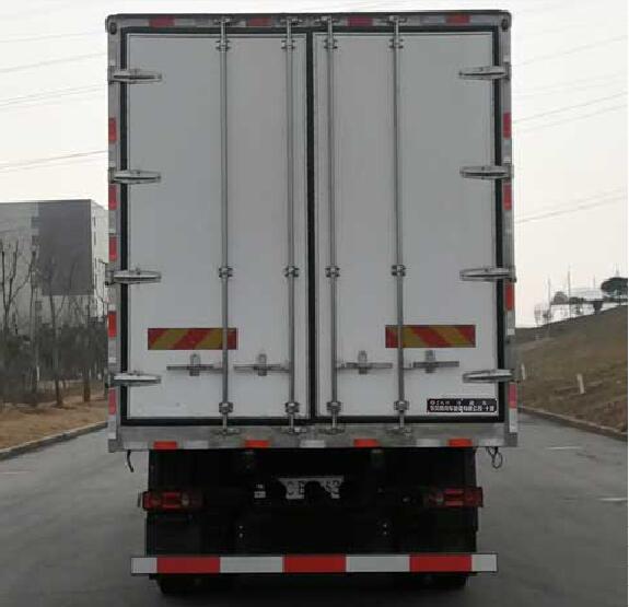 東風(fēng)牌DFV5257XLCGP6D冷藏車公告圖片