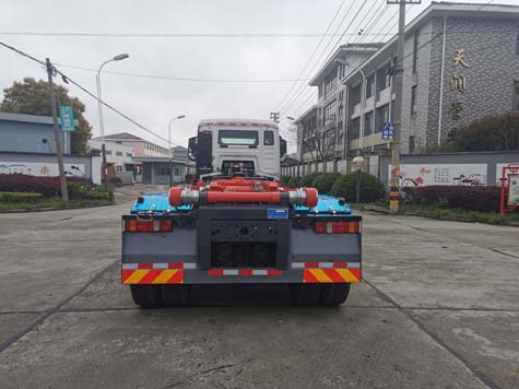 三聯(lián)牌YSY5312ZXXE6車廂可卸式垃圾車公告圖片