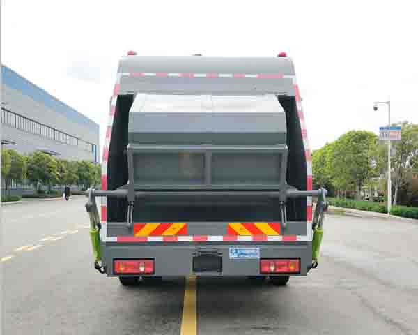 程力牌CL5180ZYS6GH壓縮式垃圾車公告圖片