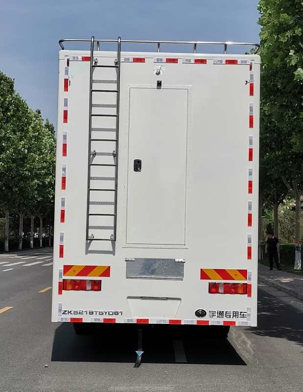 宇通牌ZK5219TSYD61宿營(yíng)車公告圖片