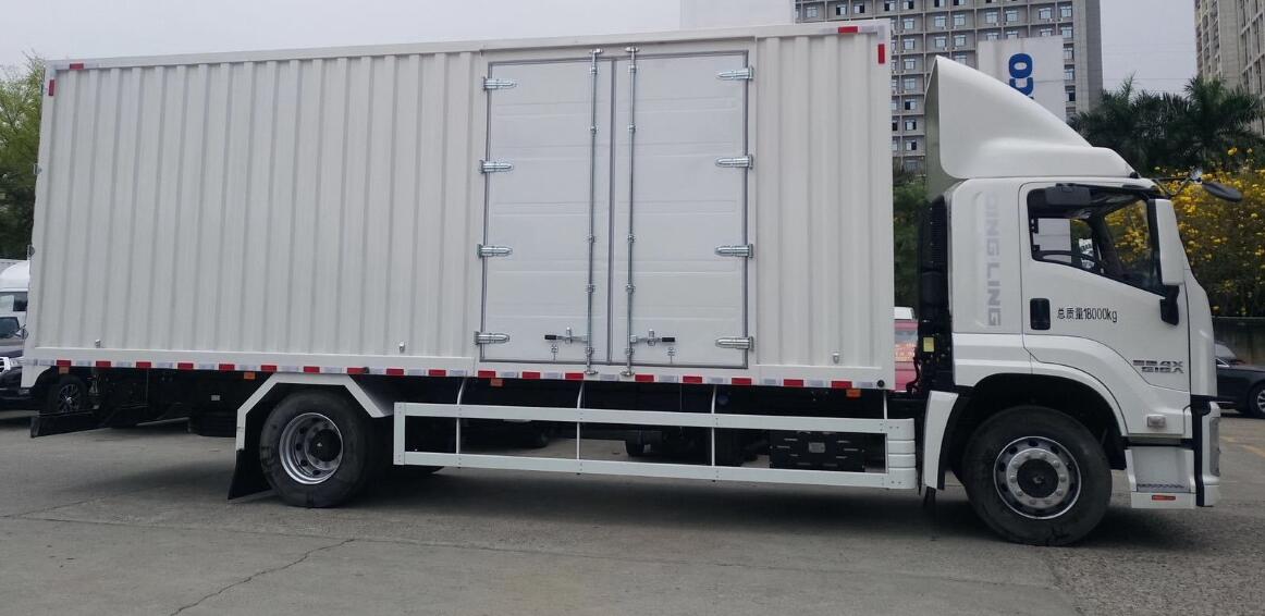 五十鈴牌QL5180XXYESFR廂式運輸車公告圖片