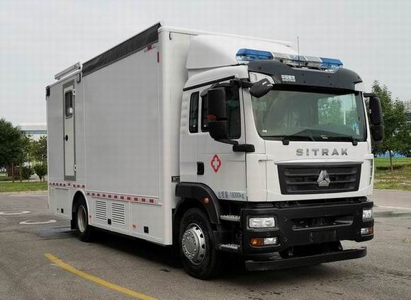 北鈴牌BBL5180XJH救護(hù)車(chē)