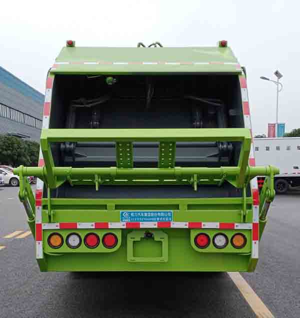 東風(fēng)股份多利卡D7 CL5125ZYS6HQ壓縮式垃圾車公告圖片