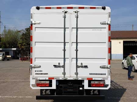 東風牌DFA5040CCYKBEV2純電動倉柵式運輸車公告圖片