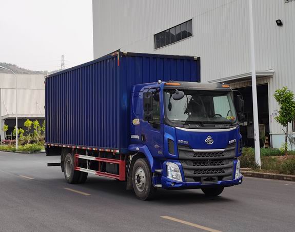 乘龍牌LZ5180XXYM3AC2廂式運(yùn)輸車公告圖片