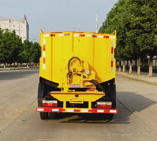 聚塵王牌HNY5040TYHE6路面養(yǎng)護車公告圖片