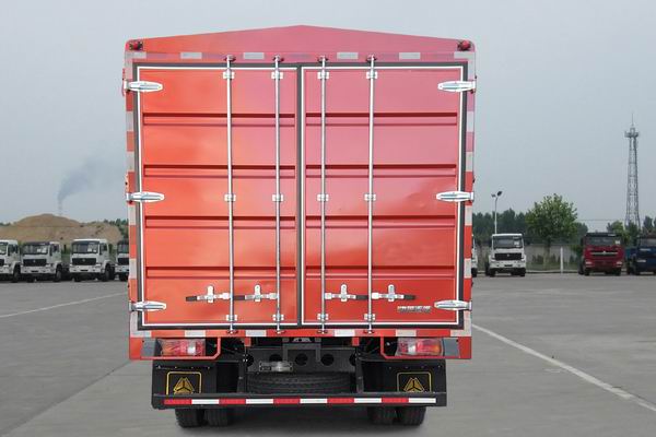 豪沃牌ZZ5127CCYH3315F1倉柵式運輸車公告圖片