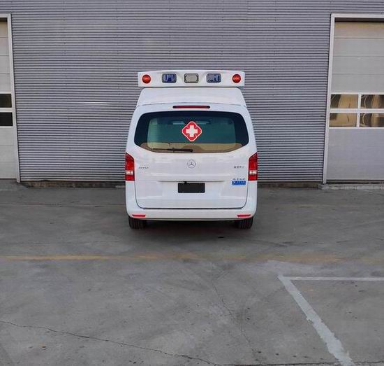 北鈴牌BBL5032XJHA2救護(hù)車(chē)公告圖片