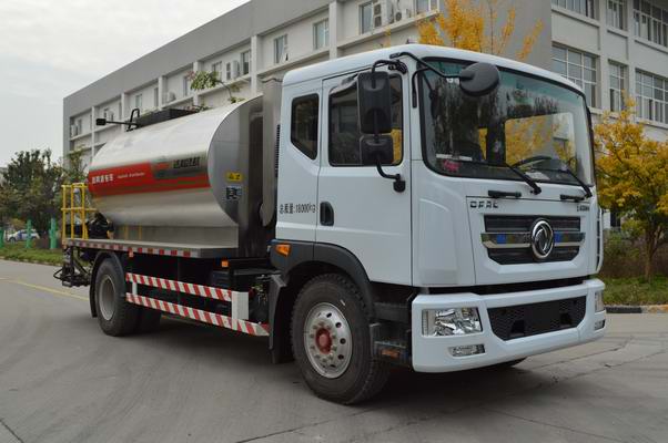 DGL5183GLQ-086A型瀝青灑布車圖片