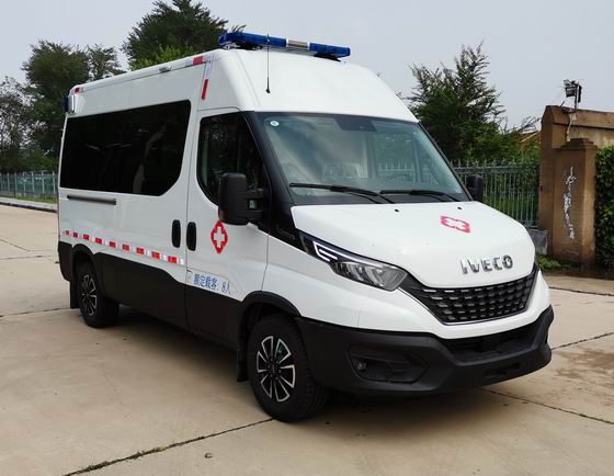 北鈴牌BBL5045XJHA救護(hù)車(chē)