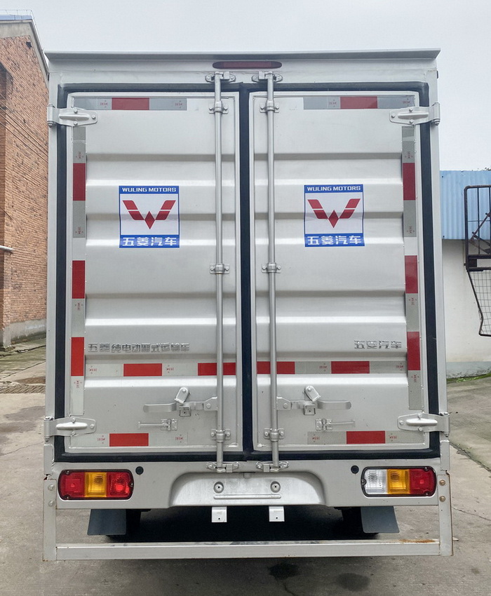 五菱牌GXA5039XXYEV純電動(dòng)廂式運(yùn)輸車公告圖片