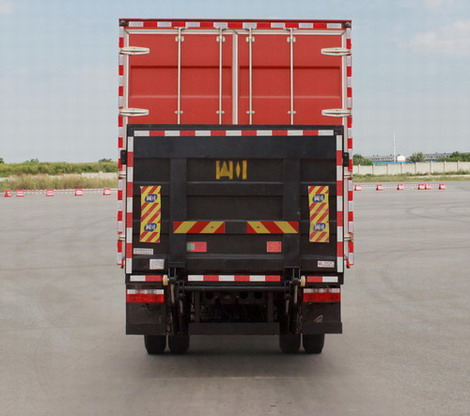 東風(fēng)牌EQ5183XXYL9CDKAC廂式運(yùn)輸車公告圖片