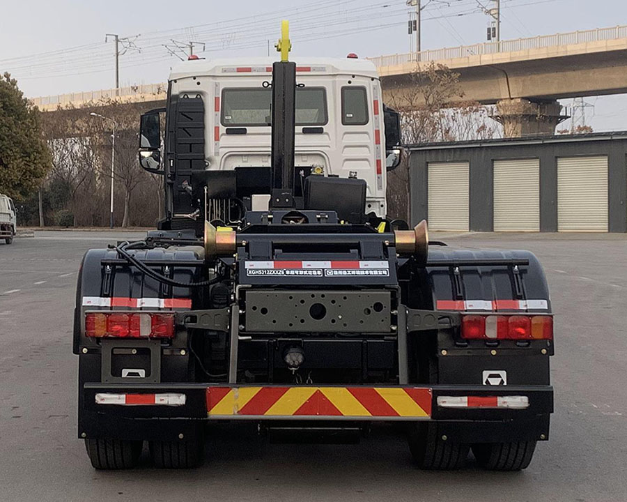 徐工牌XGH5312ZXXZ6車廂可卸式垃圾車公告圖片