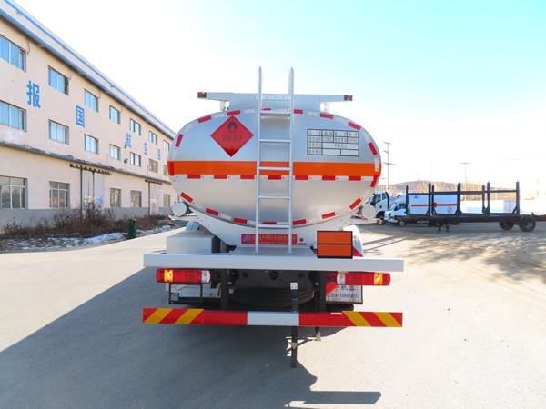 陸平機器牌LPC5264GYYC6鋁合金運油車公告圖片