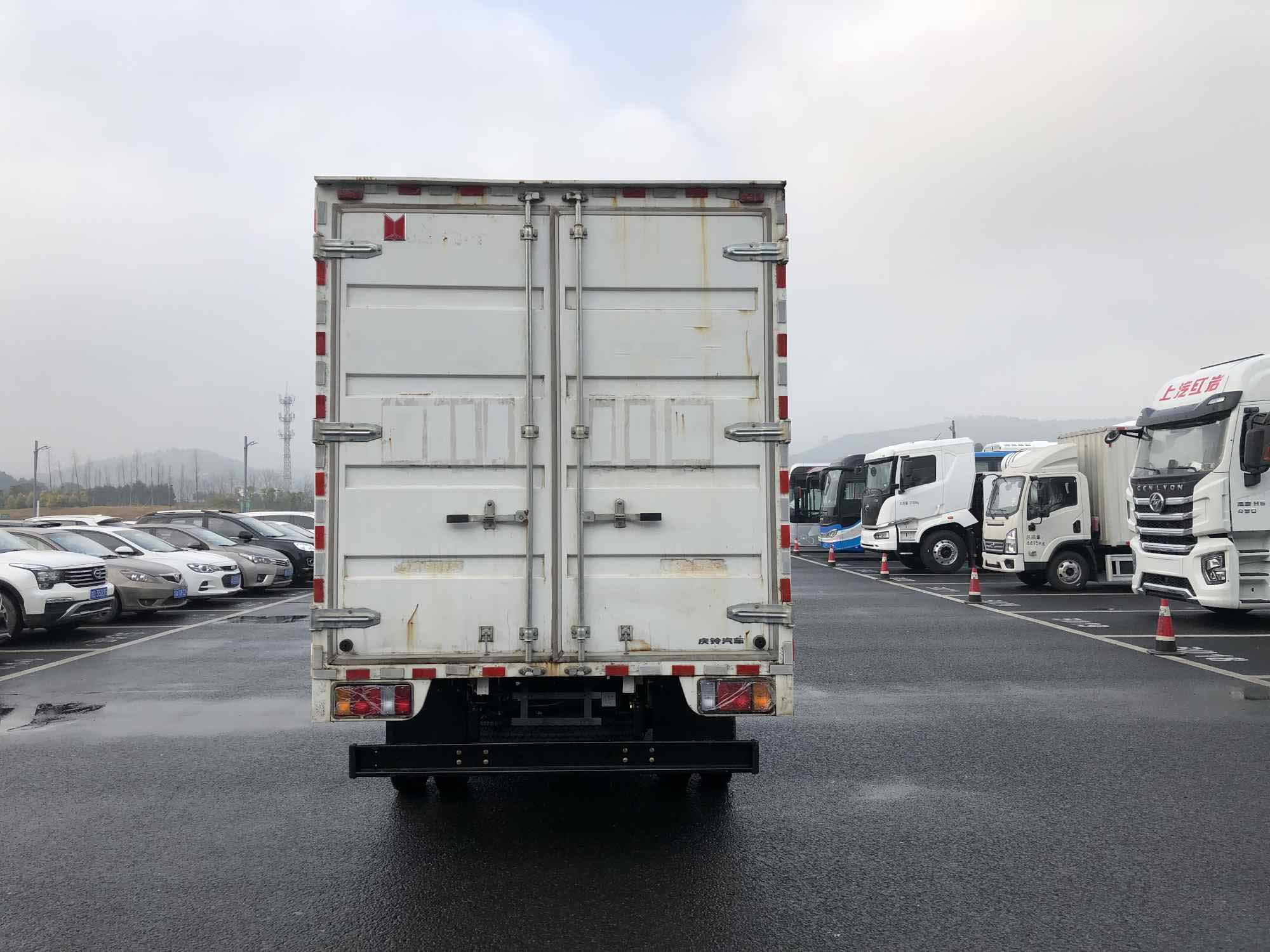 慶鈴牌(繁體)牌QL5040XXYMFHA廂式運(yùn)輸車公告圖片