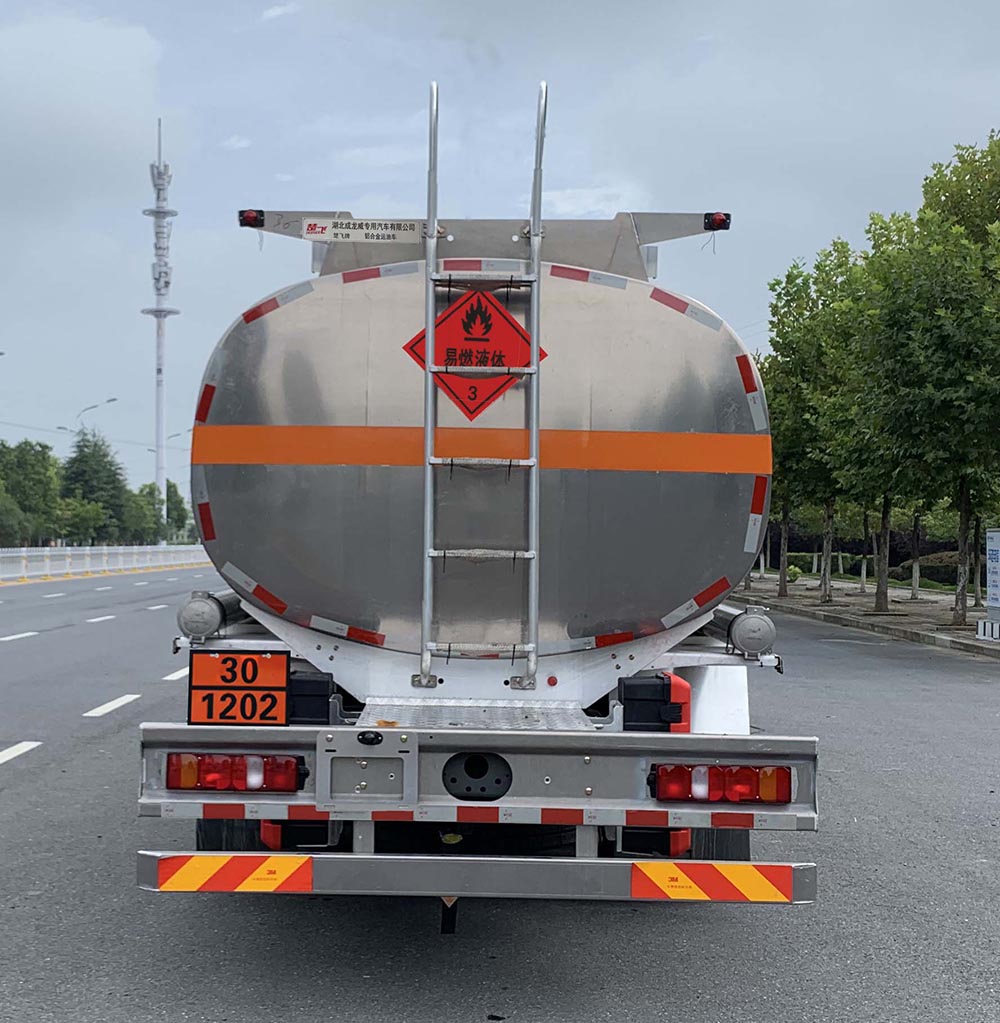 楚飛牌CLQ5323GYY6ZZA鋁合金運油車公告圖片