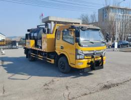 沥青路面热再生修补车