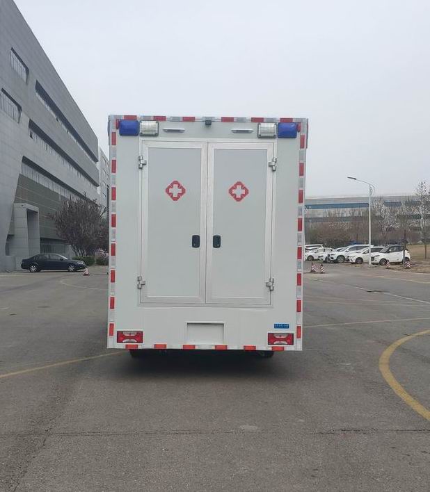 北鈴牌BBL5070XJH1救護(hù)車公告圖片