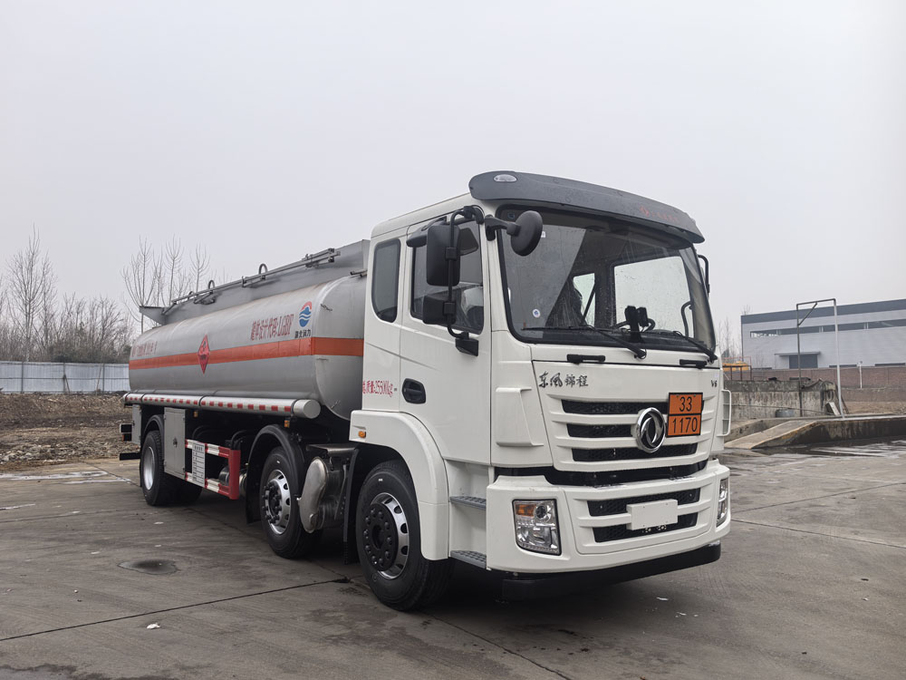 潤知星牌SCS5261GRYEQ6易燃液體罐式運輸車公告圖片