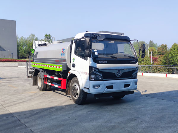 程力威牌CLW5120TDY6多功能抑塵車