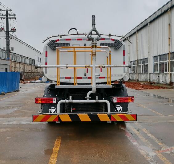 普羅科牌BJ5184GQXEV-P2純電動清洗車公告圖片