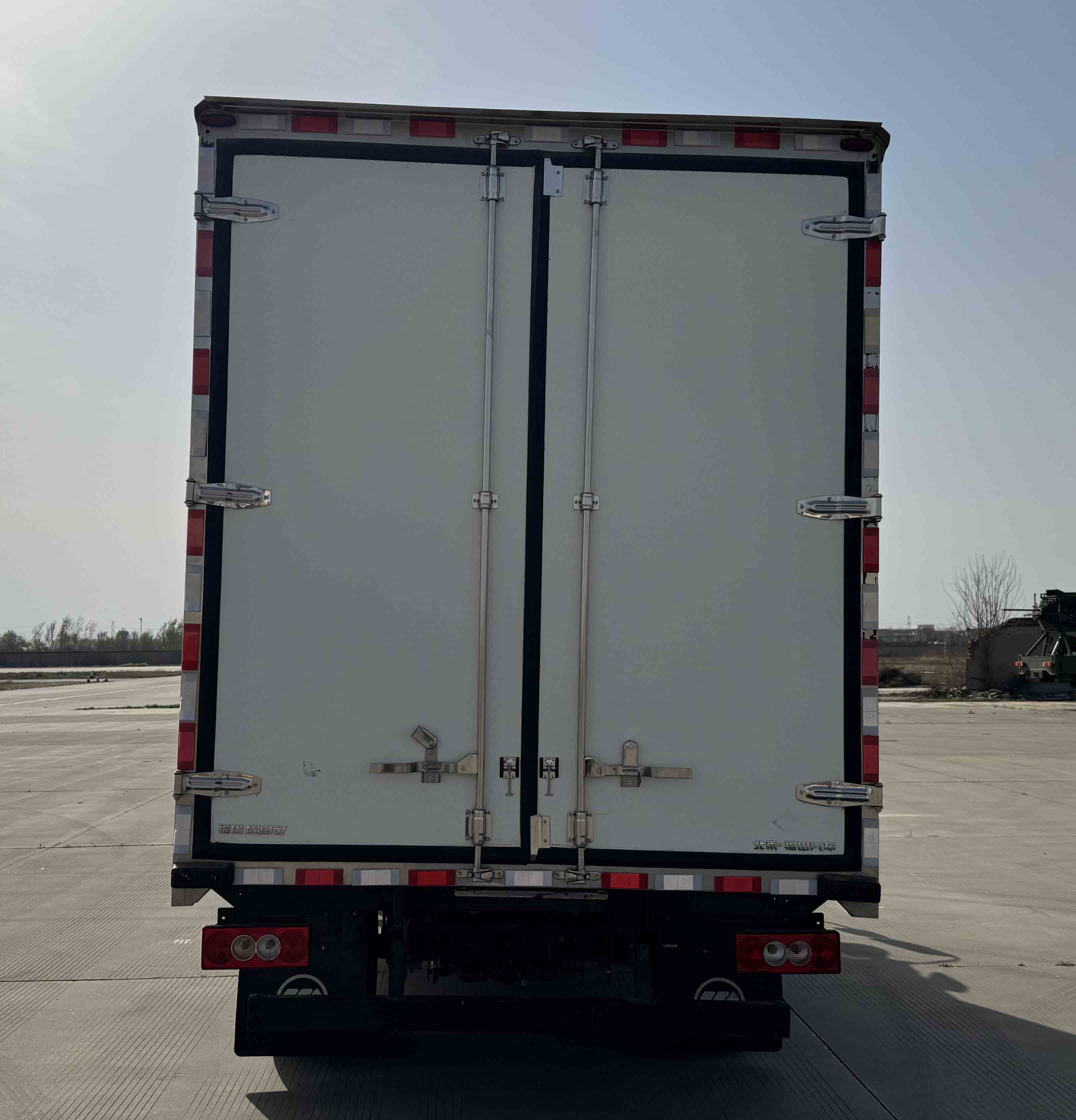 福田牌BJ5048XLC-FM5冷藏車公告圖片