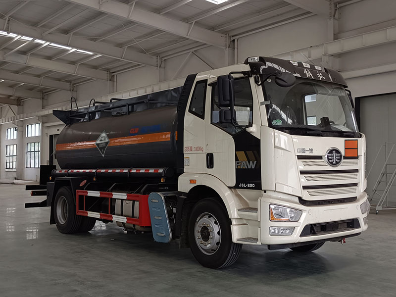 程力牌CL5180GFWC6腐蝕性物品罐式運輸車公告圖片