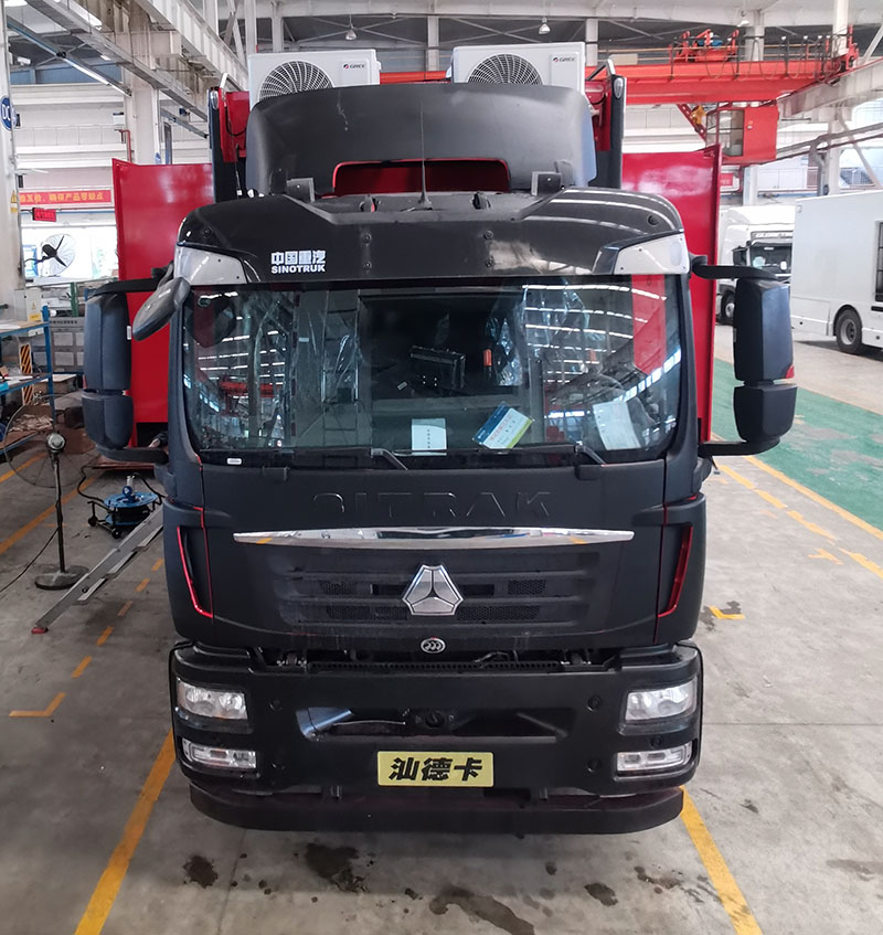 迪馬牌DMT5210TSYZS宿營(yíng)車公告圖片